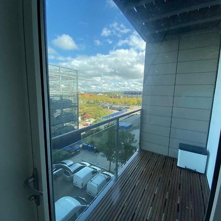 Central Milton Keynes Hub One Bedroom Secured Apartment 外观 照片